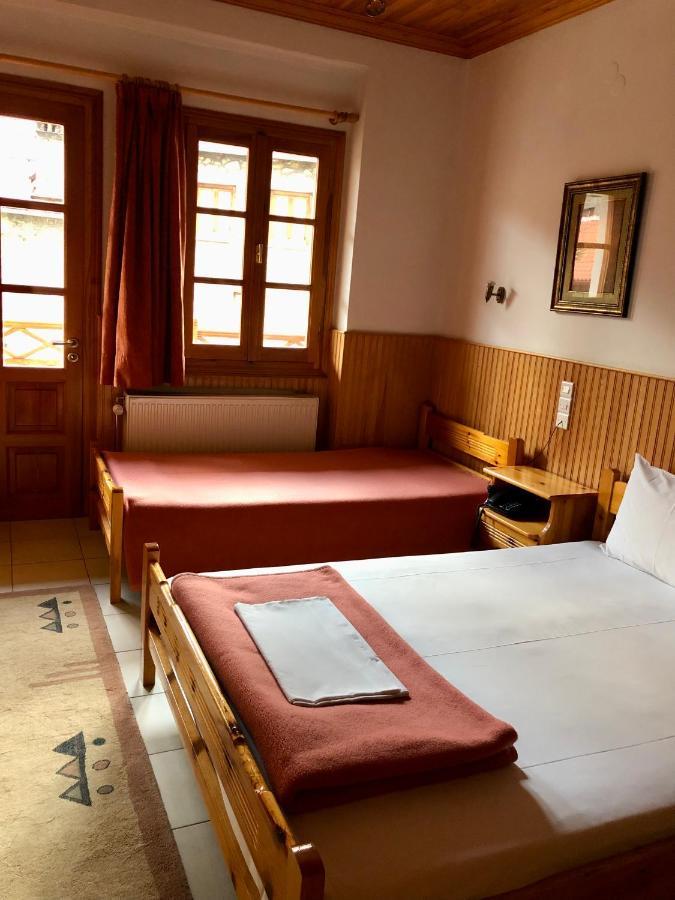 Apostolos Hotel Мецовон Экстерьер фото