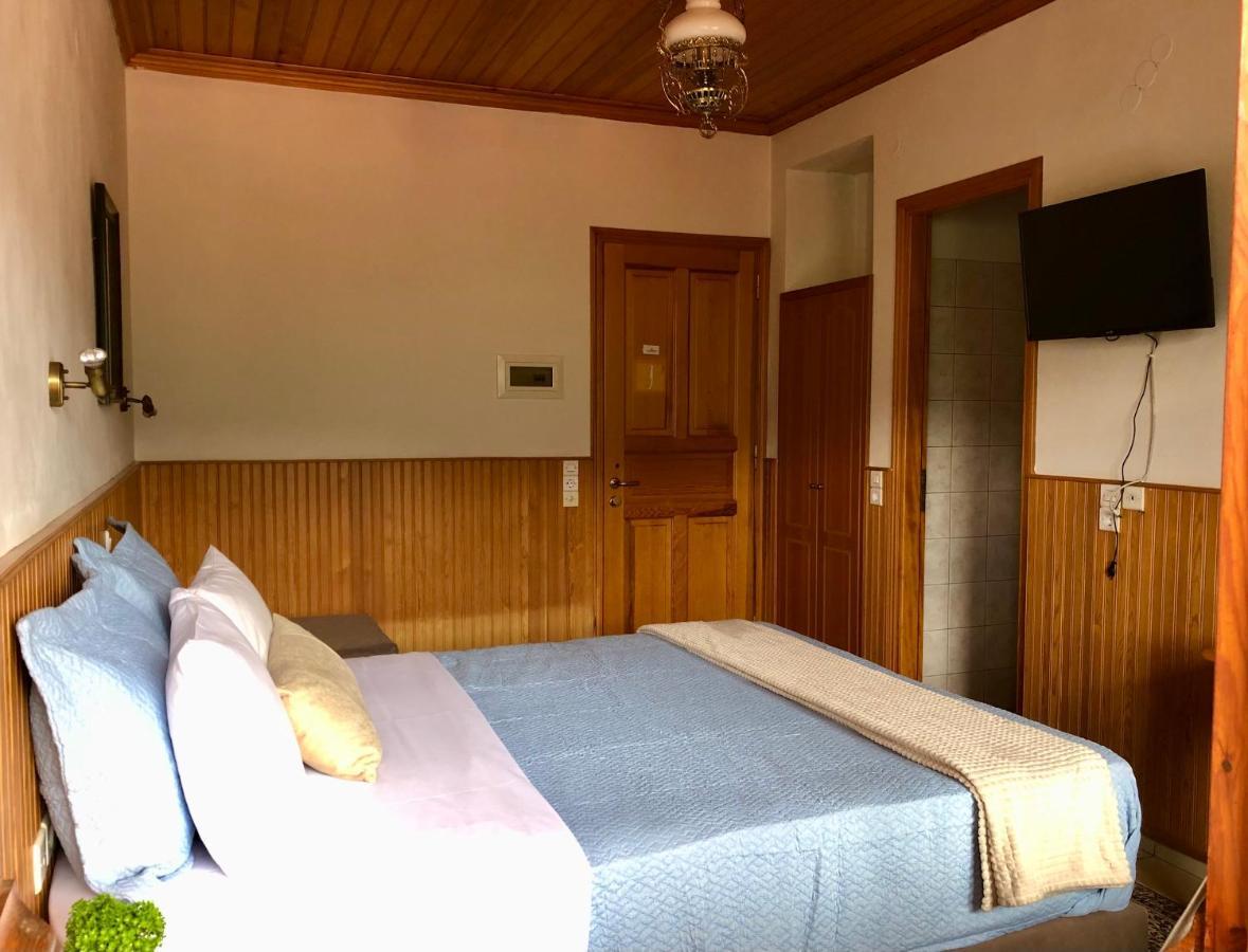Apostolos Hotel Мецовон Экстерьер фото